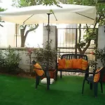 Guest house Retro