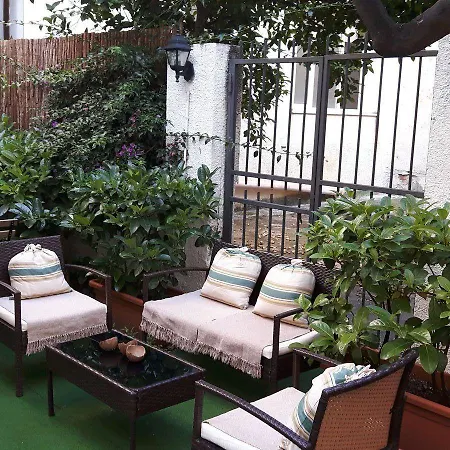 Konukevi Retro Cefalù