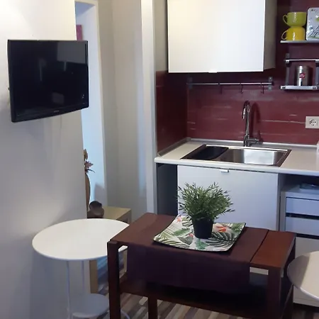 Konukevi Retro Cefalù