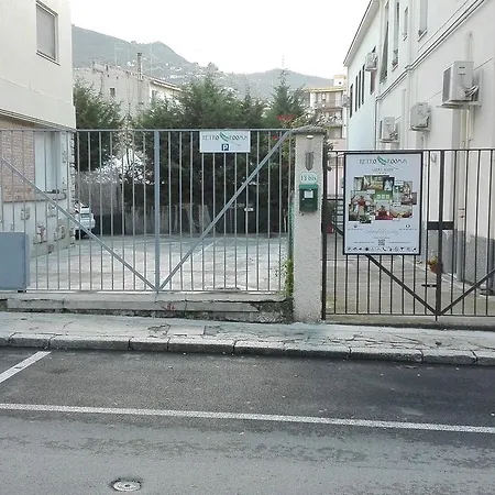 Retro Gasthuis Cefalù
