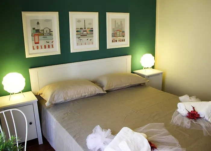 Retro בית הארחה צ'פאלו